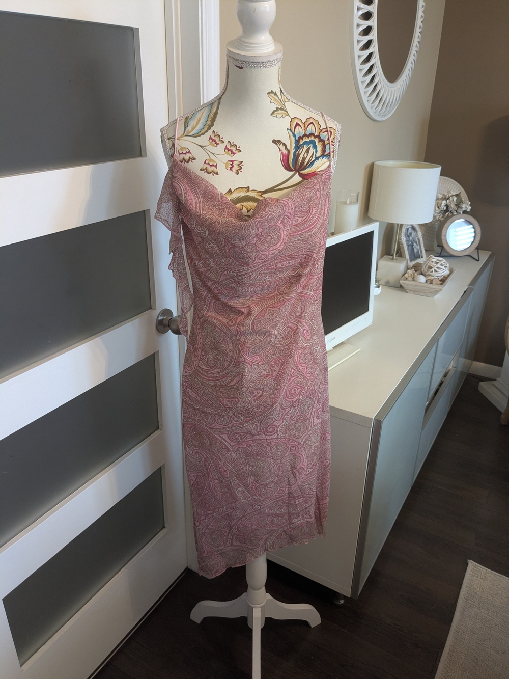 Dorothy Perkins Pink Paisley Cowl Neck Midi Dress.